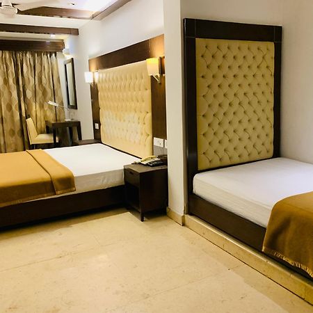 Metropolis Tourist Home Paharganj Nueva Delhi Exterior foto