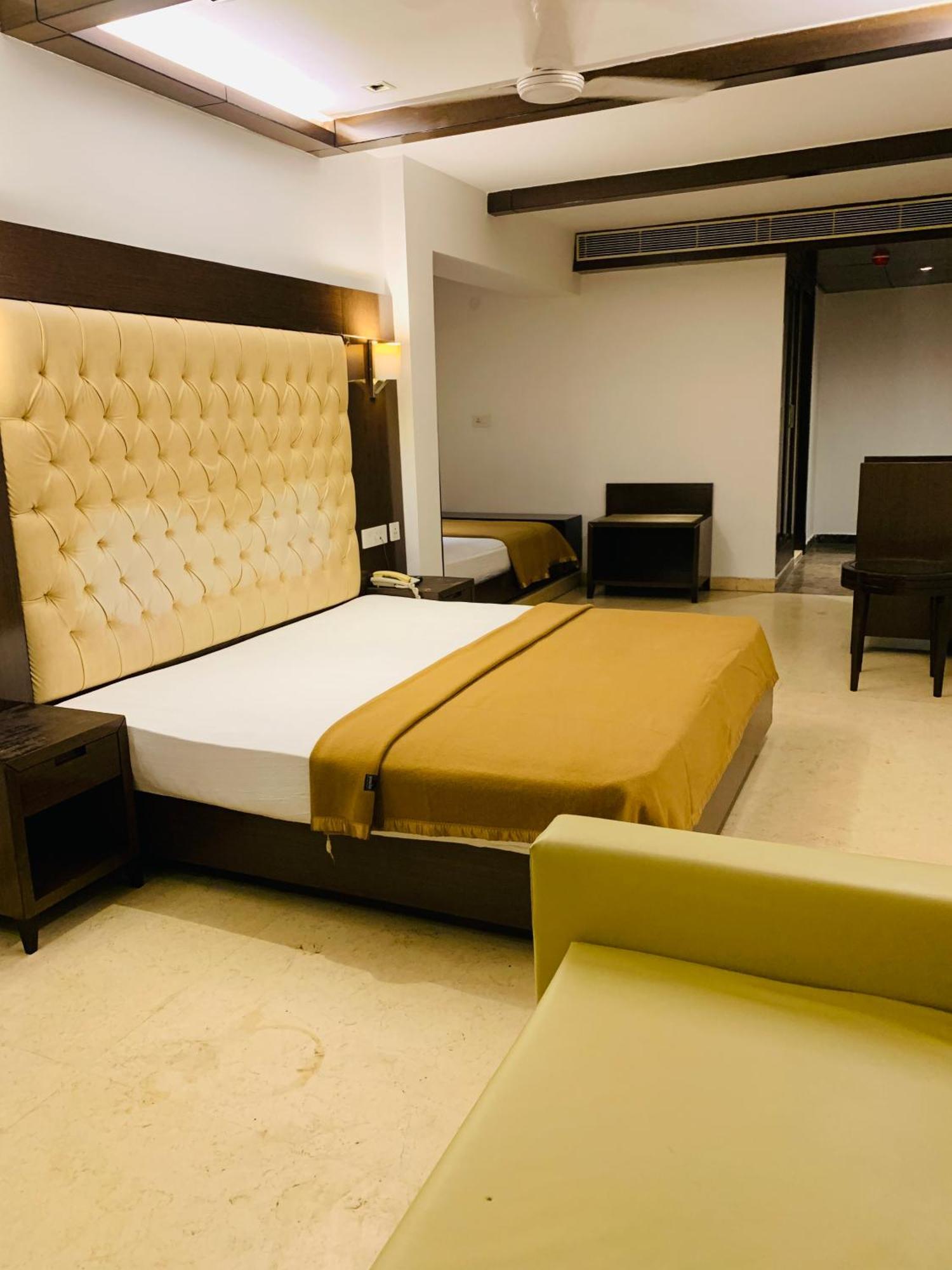 Metropolis Tourist Home Paharganj Nueva Delhi Exterior foto