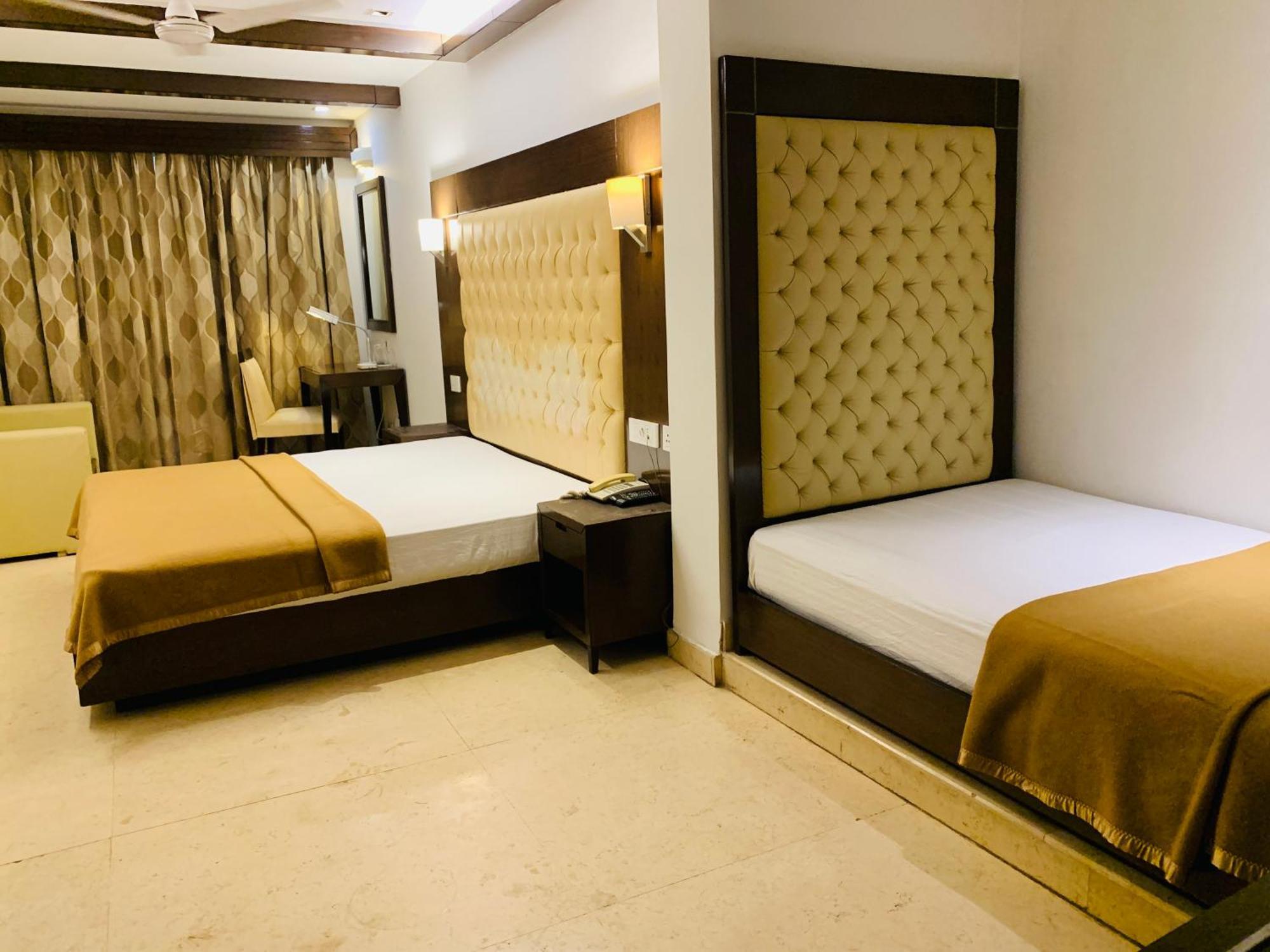 Metropolis Tourist Home Paharganj Nueva Delhi Exterior foto